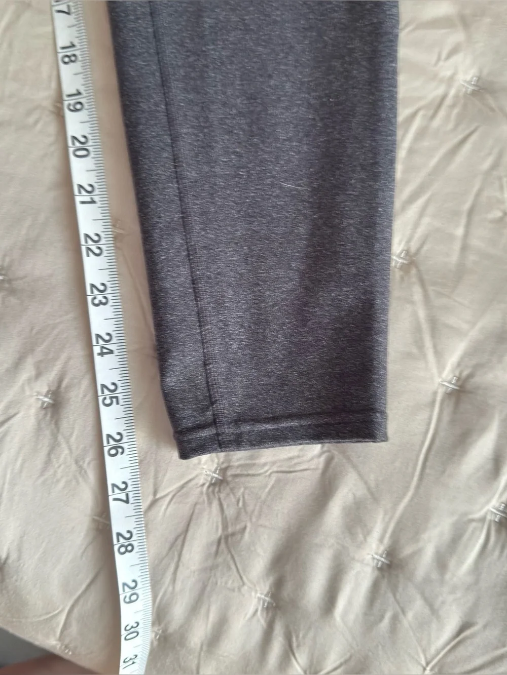 GAPFit Heather Charcoal Cropped Leggings Size L - Picture 4 of 4